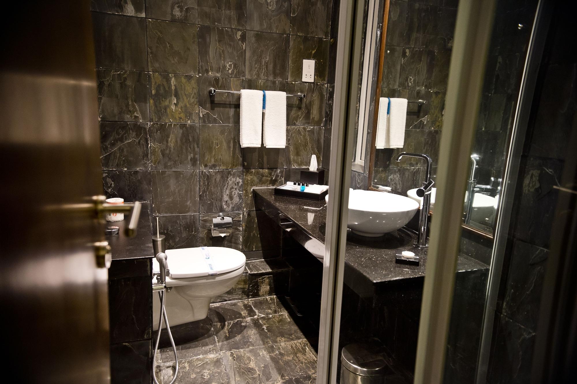Ocean Edge Suites & Hotel Colombo Ngoại thất bức ảnh