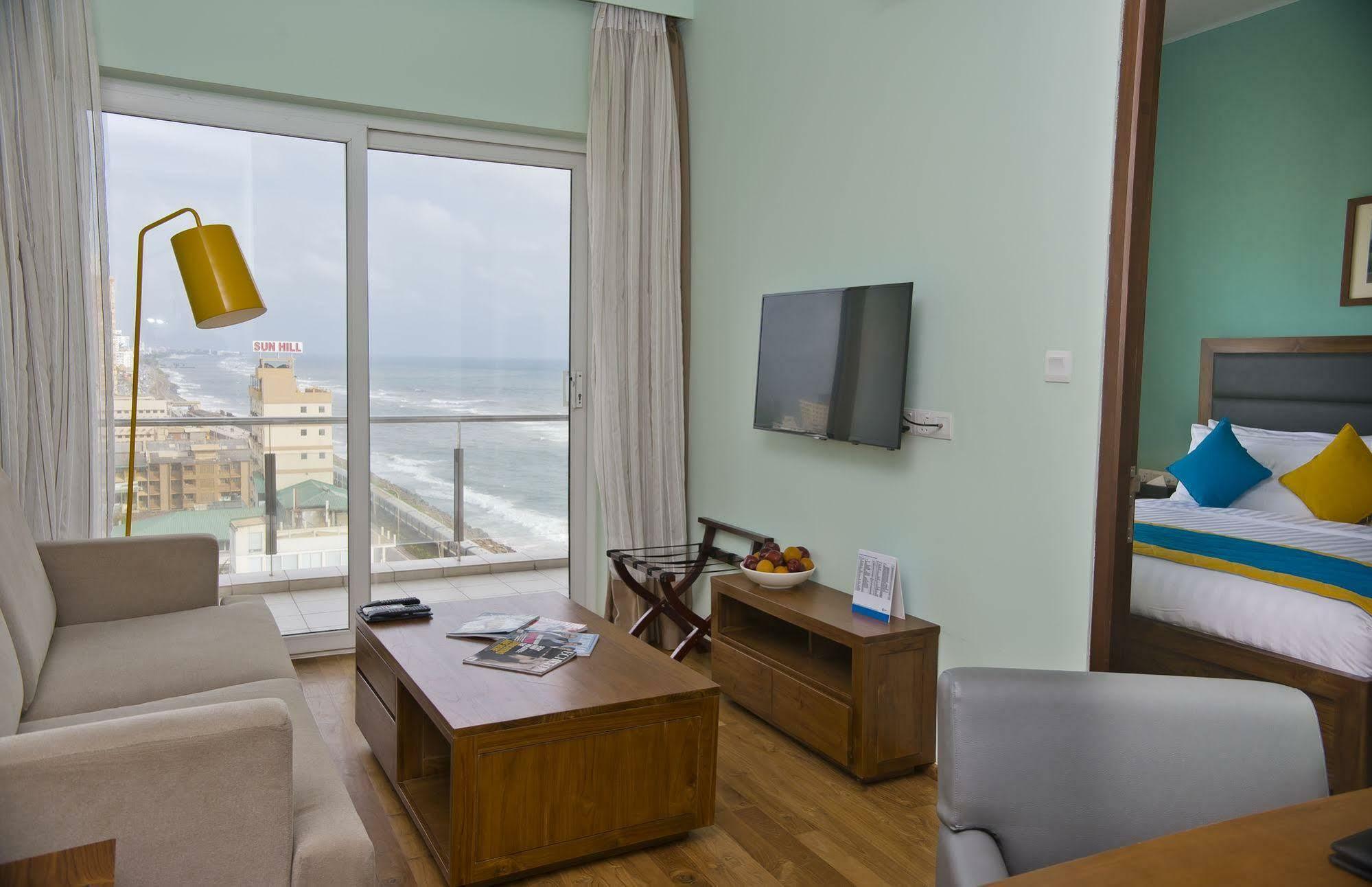 Ocean Edge Suites & Hotel Colombo Ngoại thất bức ảnh